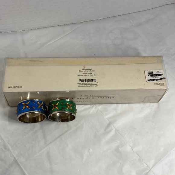 Pier 1 Exclusive Glitter Napkin Rings Lot of 6 Nickel Plated Sparkly Jeweled - Picture 5 of 11